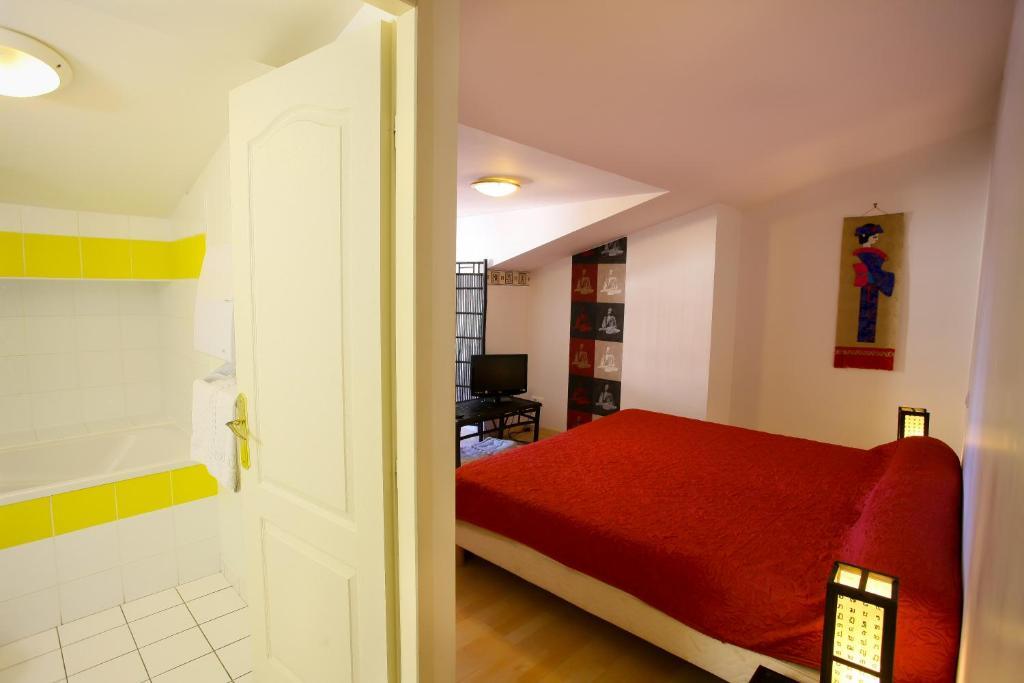 Logis Auberge La Cremaillere Villandraut Pokoj fotografie